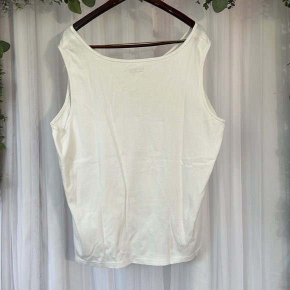 Basic Editions White Tank - Picture 3 of 3